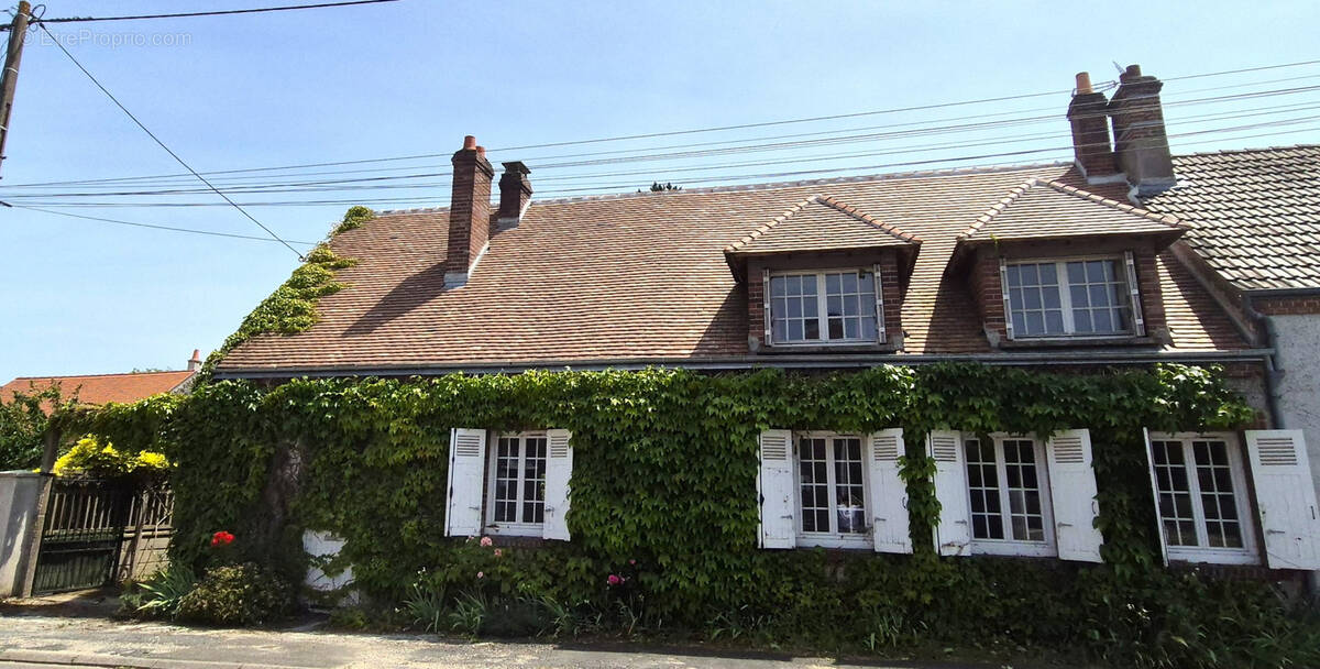 Maison à LAILLY-EN-VAL