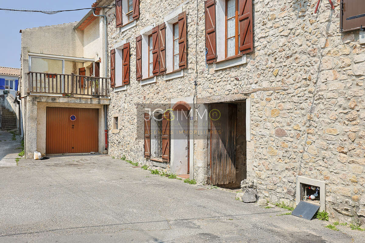 Bastide de 800m2 sur un terrain de 657m2 - photo 23
