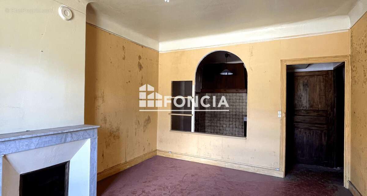 Appartement à LA JAVIE