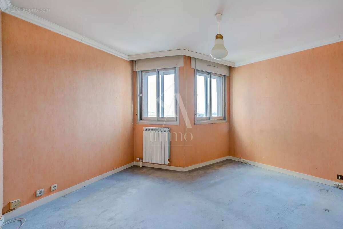 Appartement à SURESNES