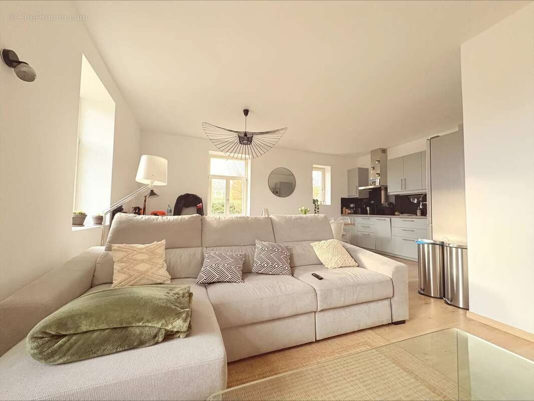 Appartement à SCY-CHAZELLES