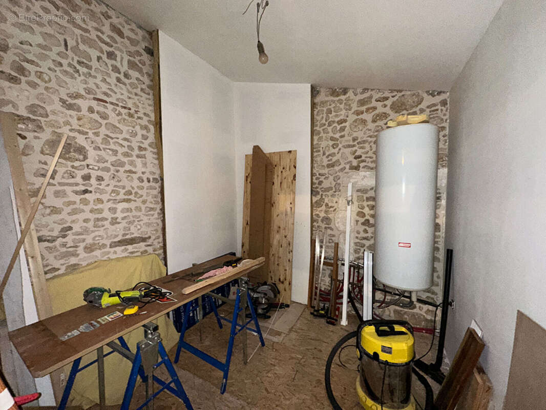 Appartement à MARENNES