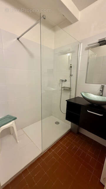 Appartement à GREOUX-LES-BAINS