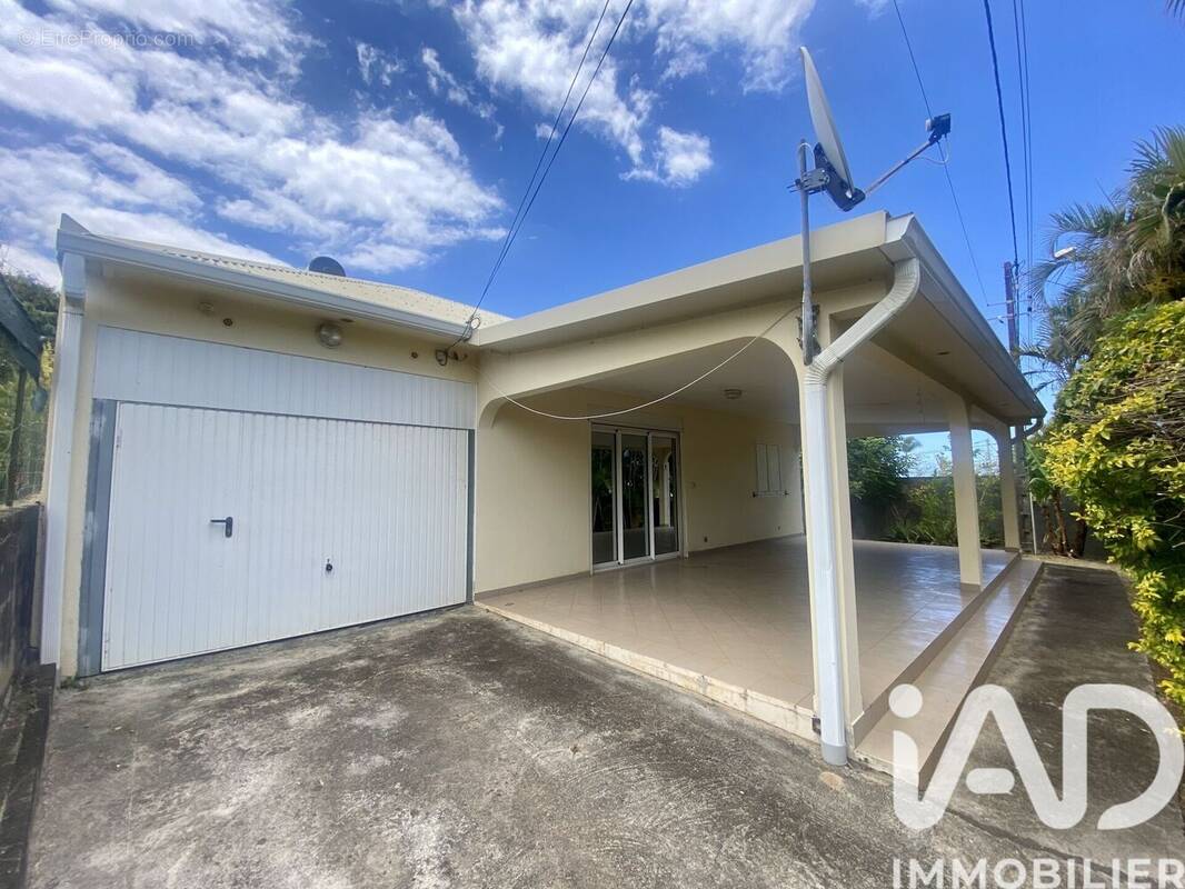 Photo 1 - Maison à SAINT-PIERRE