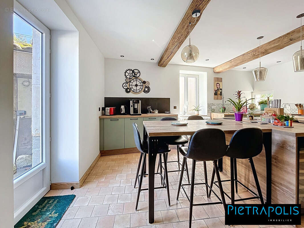 Maison à SAINT-DIDIER-SUR-CHALARONNE