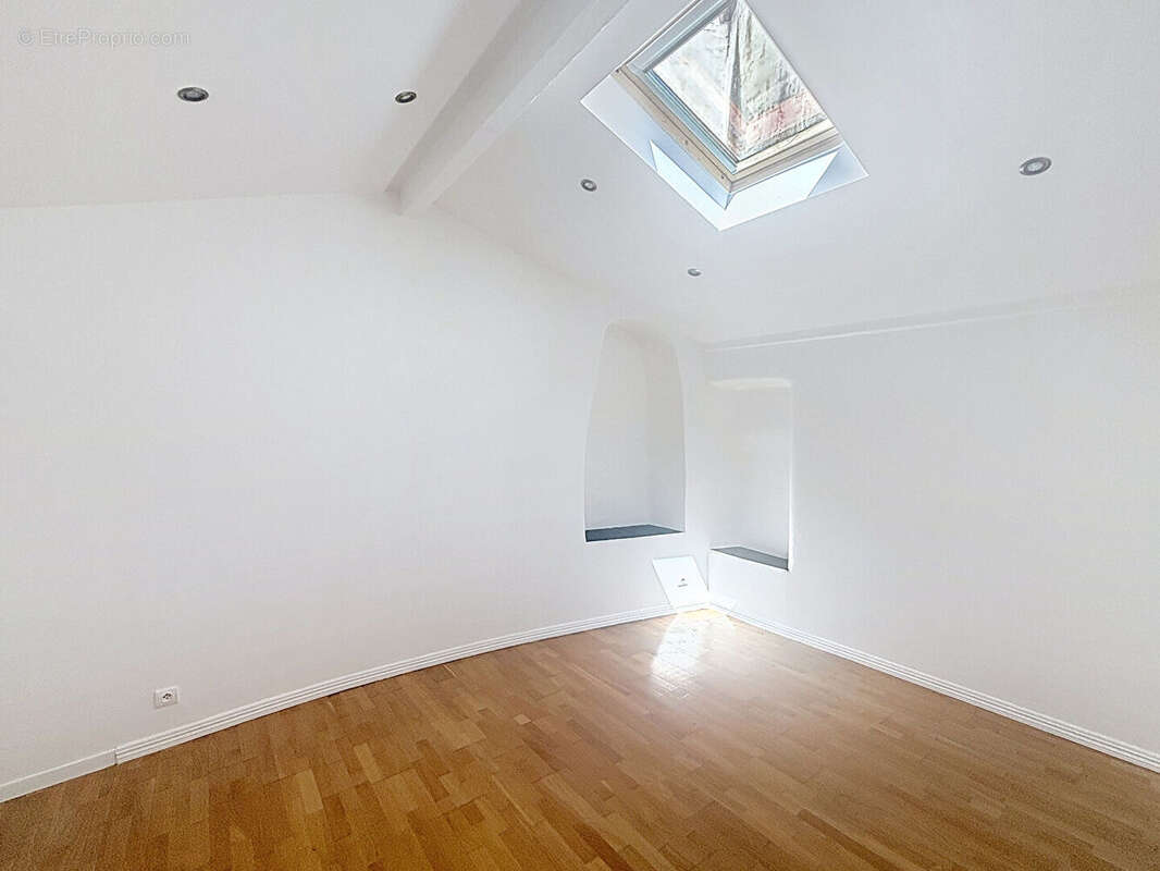 Appartement à ROQUEBRUNE-CAP-MARTIN