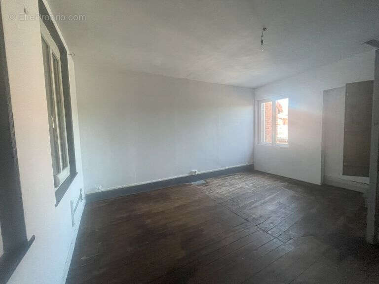 Maison à AUXI-LE-CHATEAU