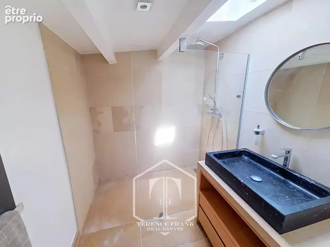 Villa de caractère – Plus de 240 m² – 5 chambres – Piscine – Jardin - photo 29