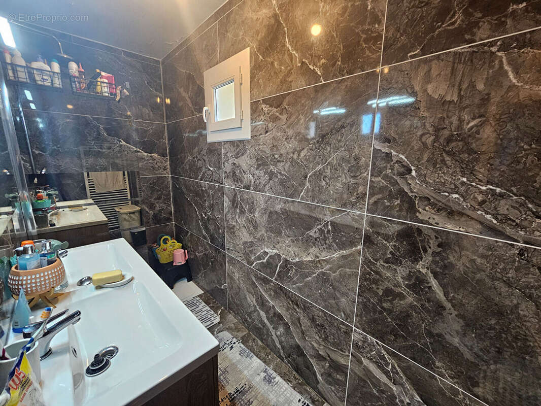 Appartement à CARCASSONNE