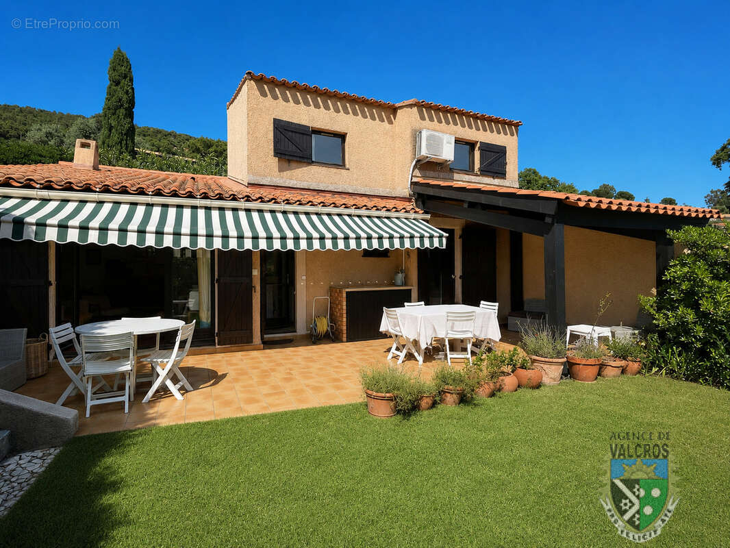 Maison à LA LONDE-LES-MAURES