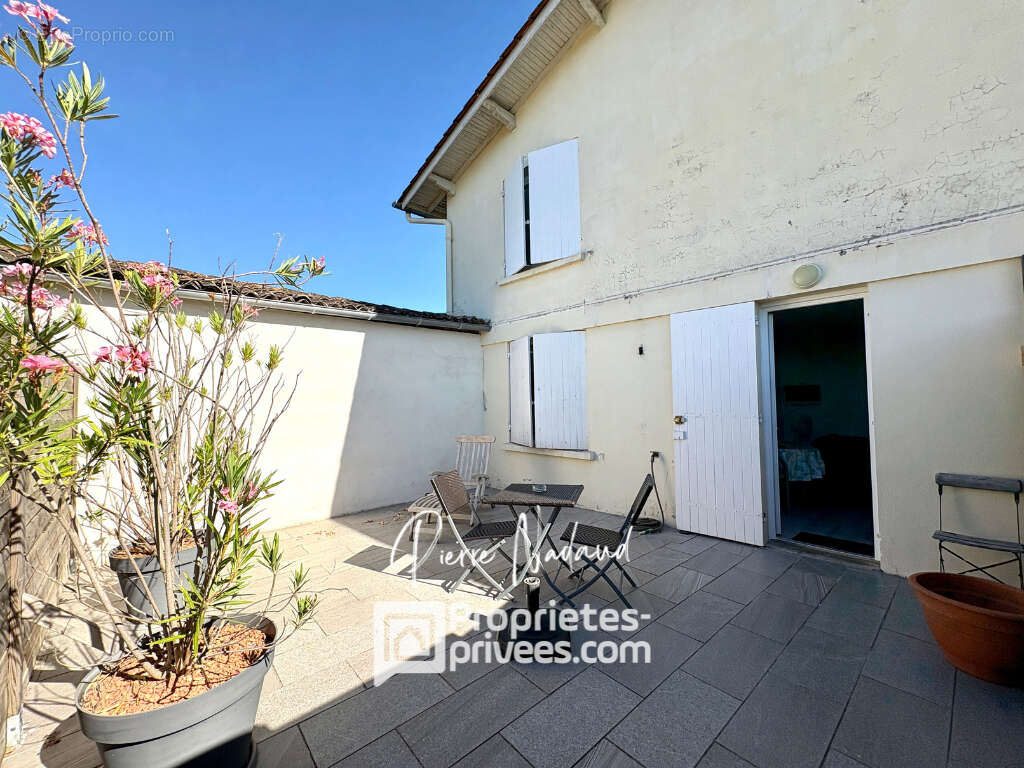 Maison et studio indépendant à Saint Emilion - photo 10