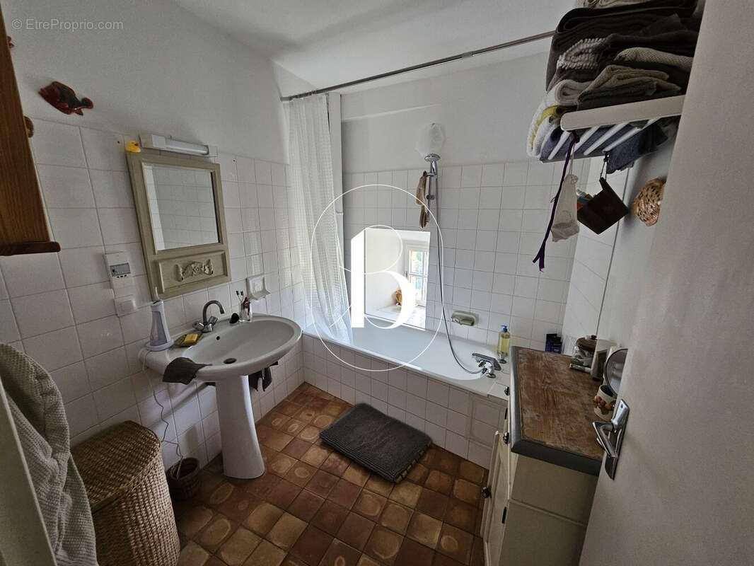 Maison à GOUDARGUES