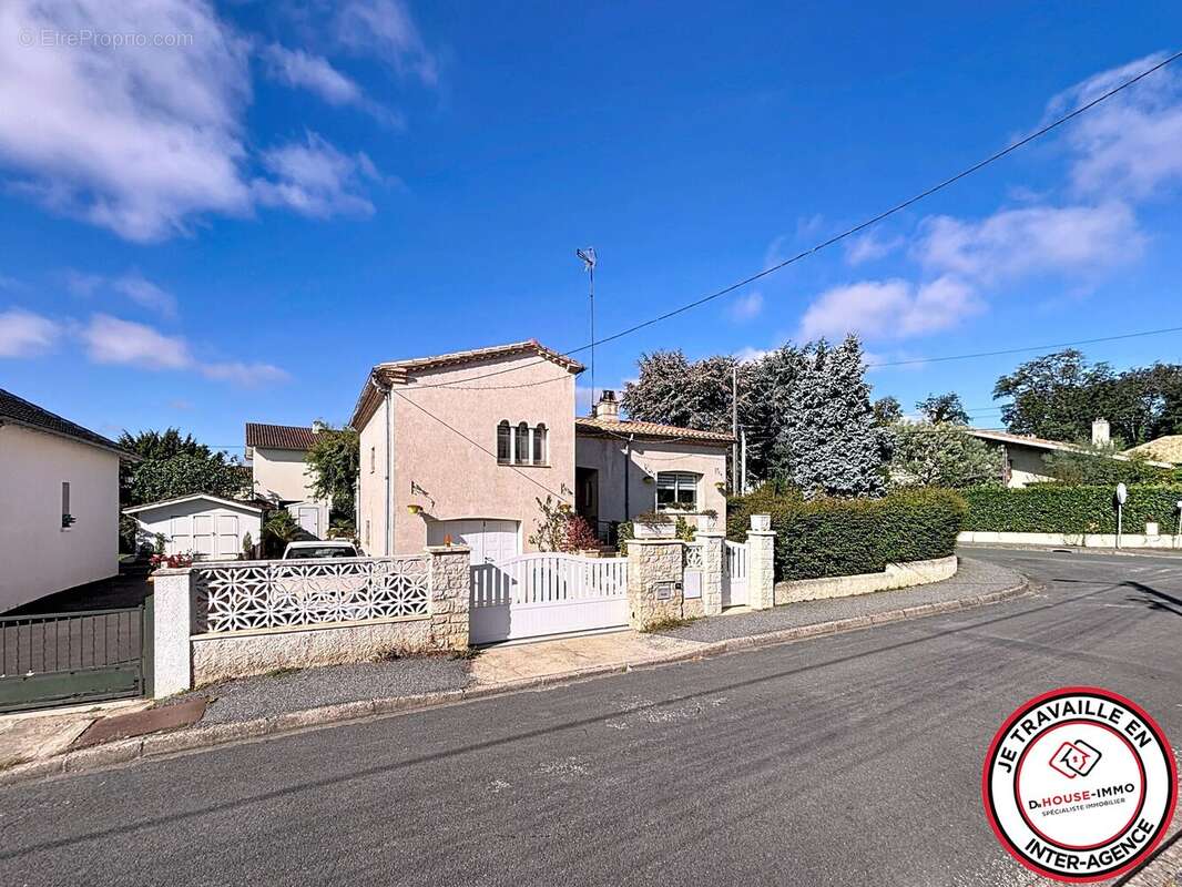 Maison à MONSEMPRON-LIBOS