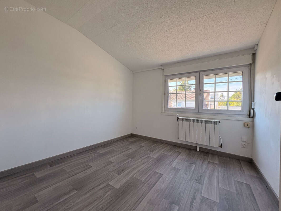 Maison 84 m² à Bully-Les-Mines  - photo 8