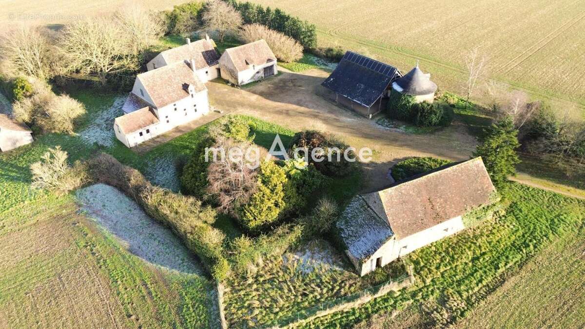 Maison à SOULIGNE-FLACE