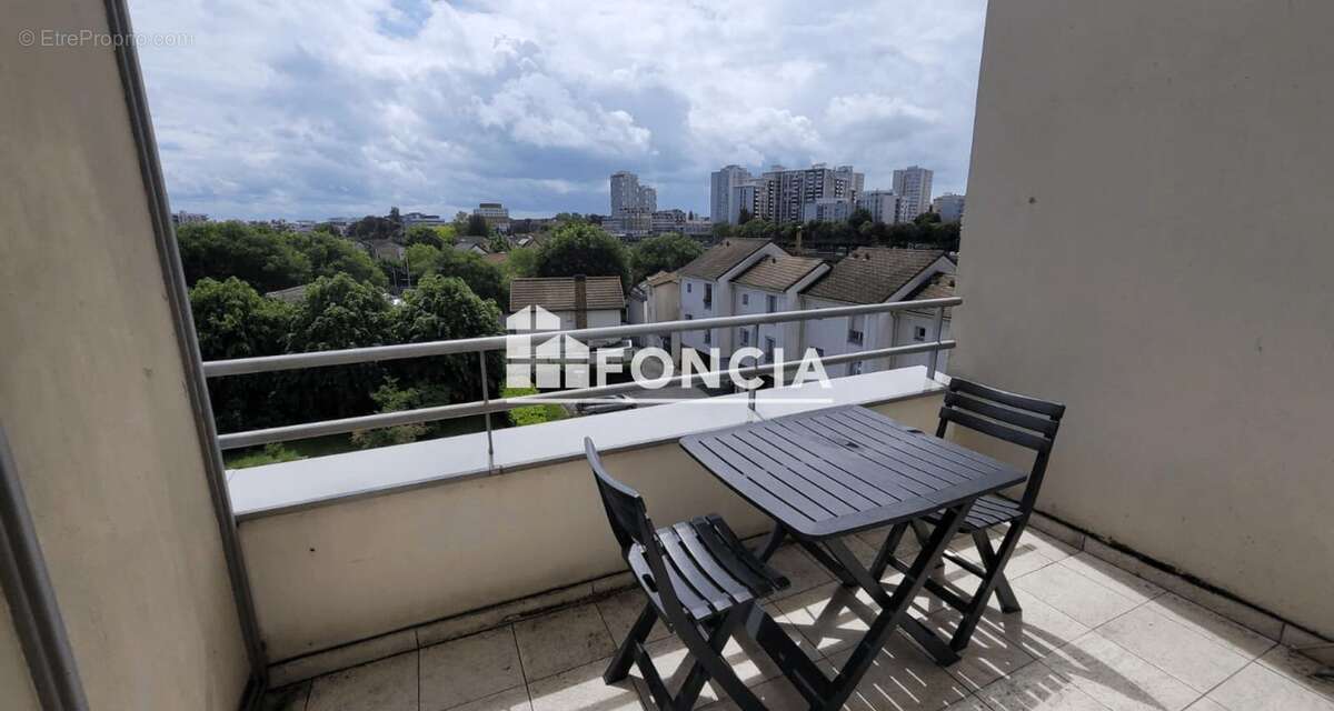 Appartement à CHOISY-LE-ROI