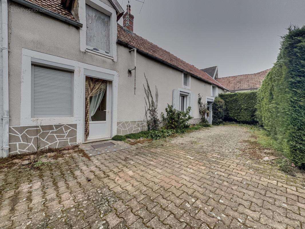 Maison à RUFFEY-LES-ECHIREY