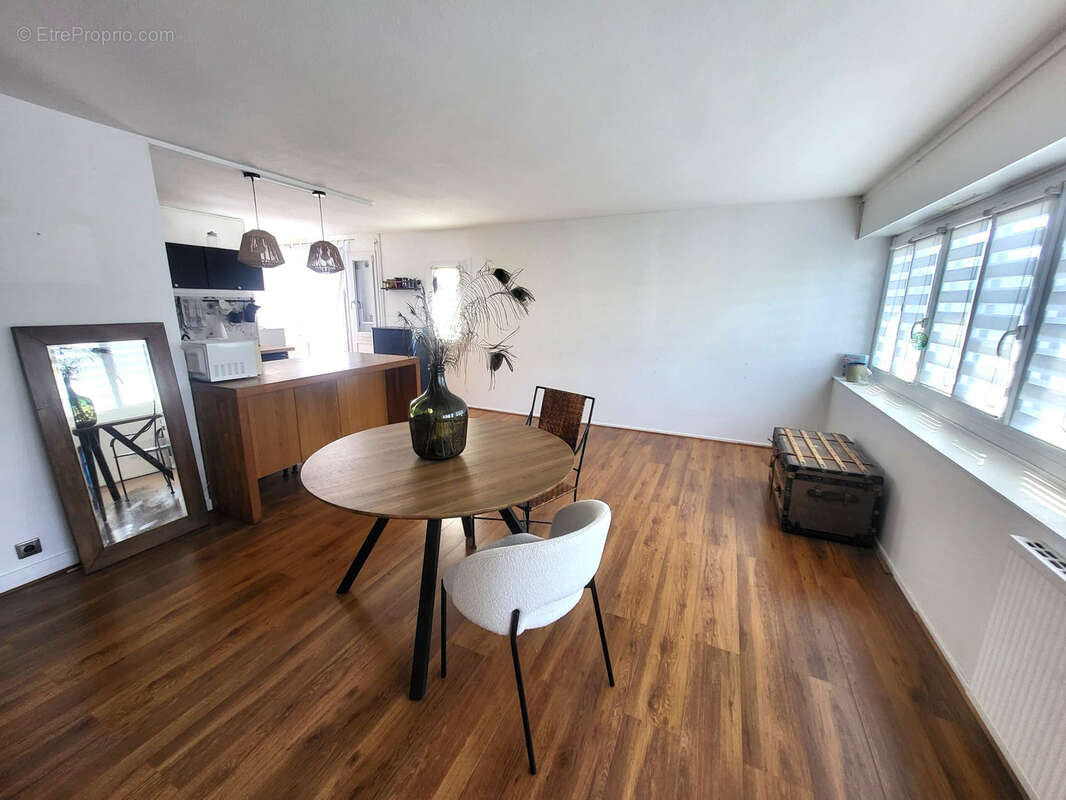Appartement à RIS-ORANGIS
