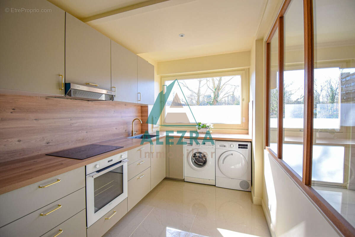 Appartement à LA CELLE-SAINT-CLOUD