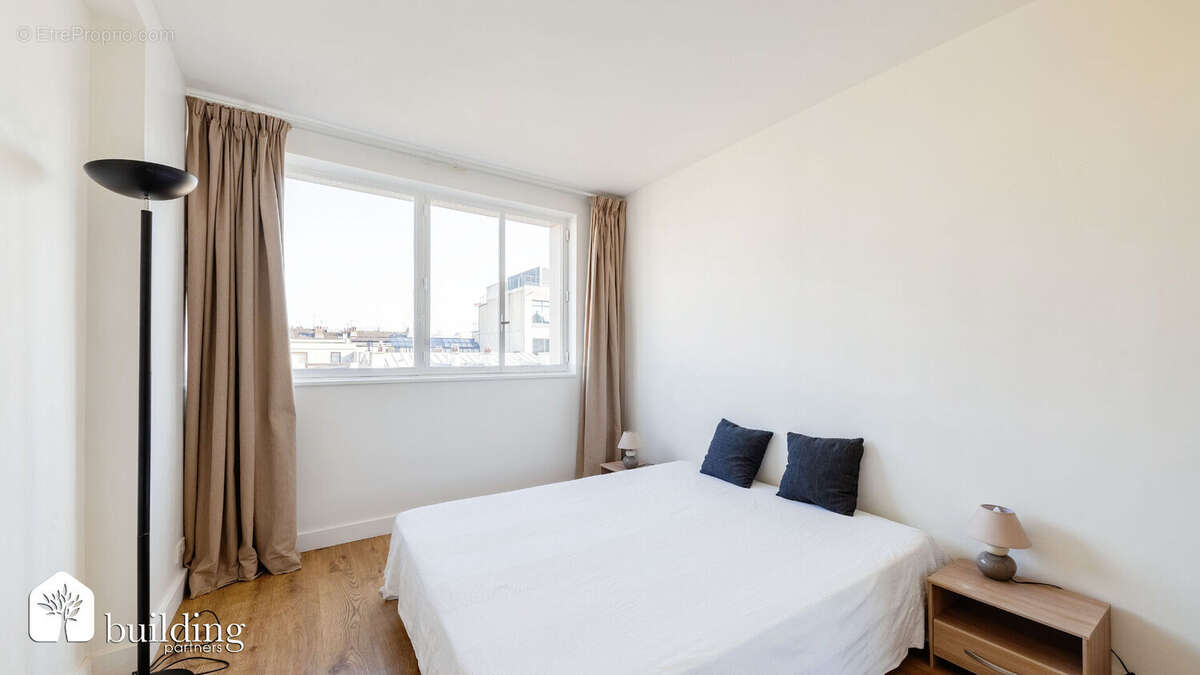 Appartement à LEVALLOIS-PERRET