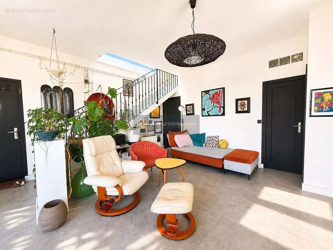 Appartement 3 pieces en dernier etage - saint raphaël - photo 4