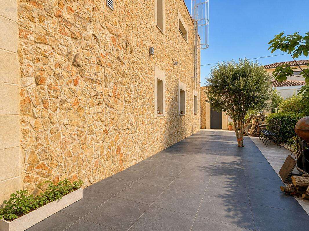 Vente Maison 240m2 FLOIRAC (33270) - photo 17