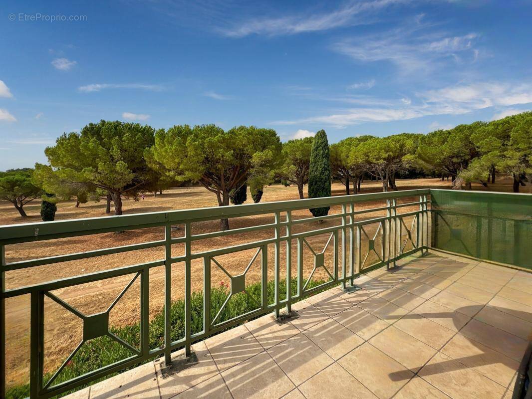 Appartement à FREJUS