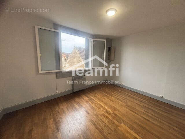 Appartement à SAINT-AMAND-MONTROND