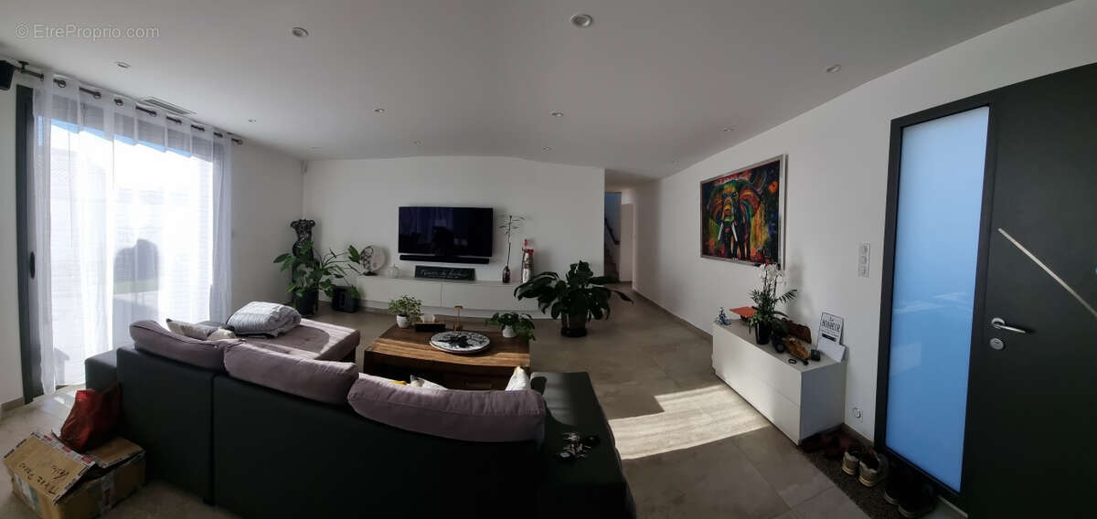 Maison à PUGET-SUR-ARGENS