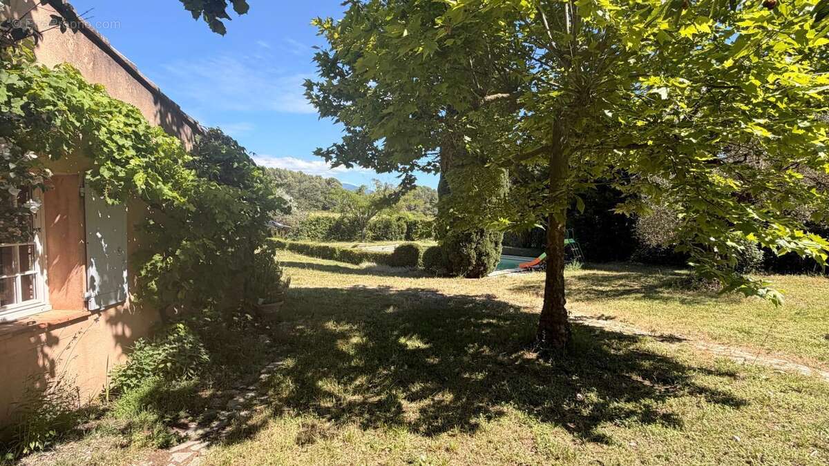 Maison à VAISON-LA-ROMAINE