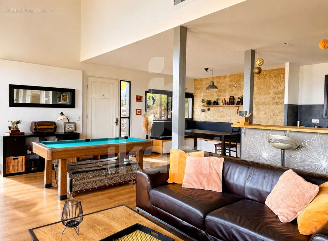 Magnifique maison en bois de 144 m2 avec vue exceptionnelle - photo 10