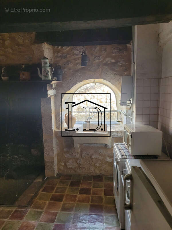 Maison à CONNE-DE-LABARDE