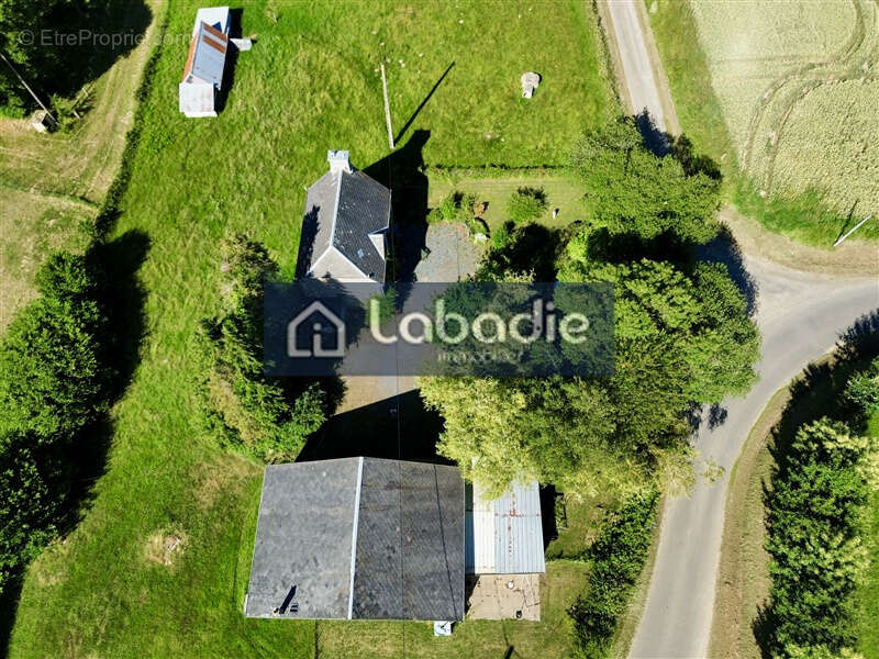 Maison en pierre avec dépendances , 4 chambres - photo 25