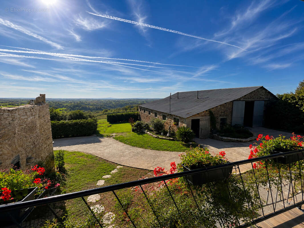 Maison à PRADINAS