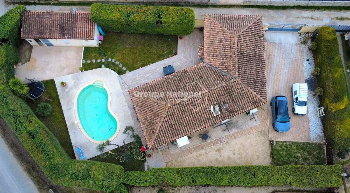 Maison à LES ANGLES