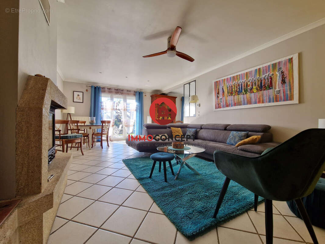 Maison à BAGNOLS-SUR-CEZE