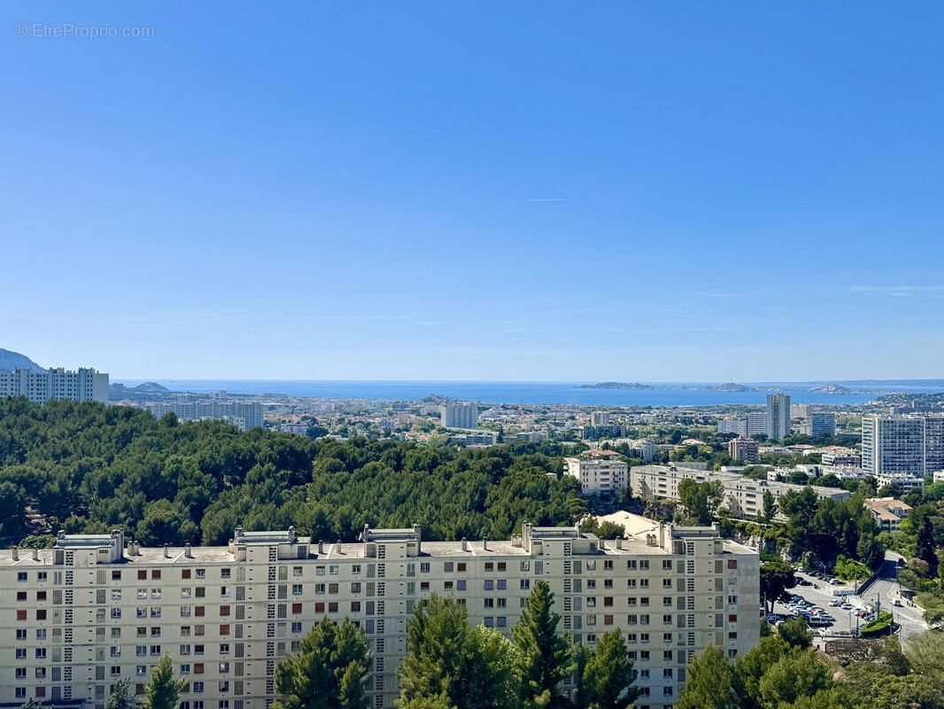 Appartement à MARSEILLE-9E