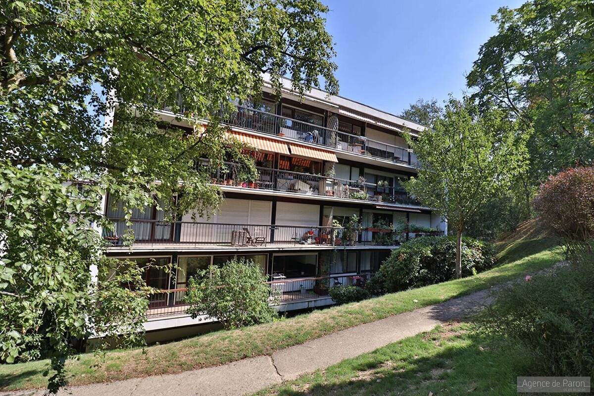 Appartement à CHATENAY-MALABRY