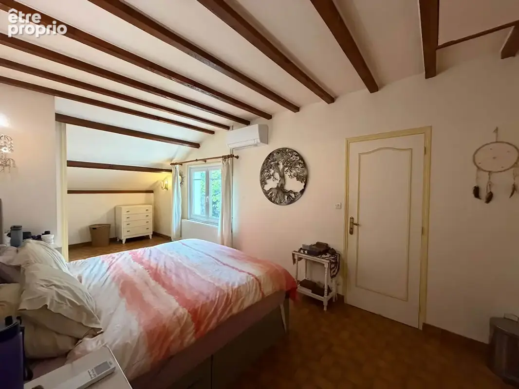 HAUTE VIENNE - Charmante maison familiale avec 5 chambres, grande grange, cour privative, verger et équipements énergétiques per - photo 9