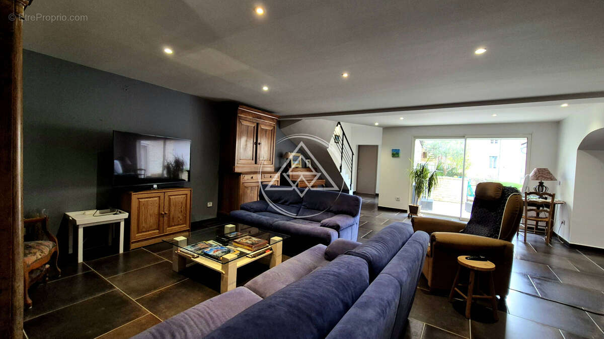 Maison à ROMANS-SUR-ISERE