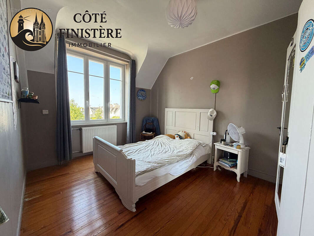 Une maison de caractère aux volumes exceptionnels au coeur de Treffiagat ! - photo 11