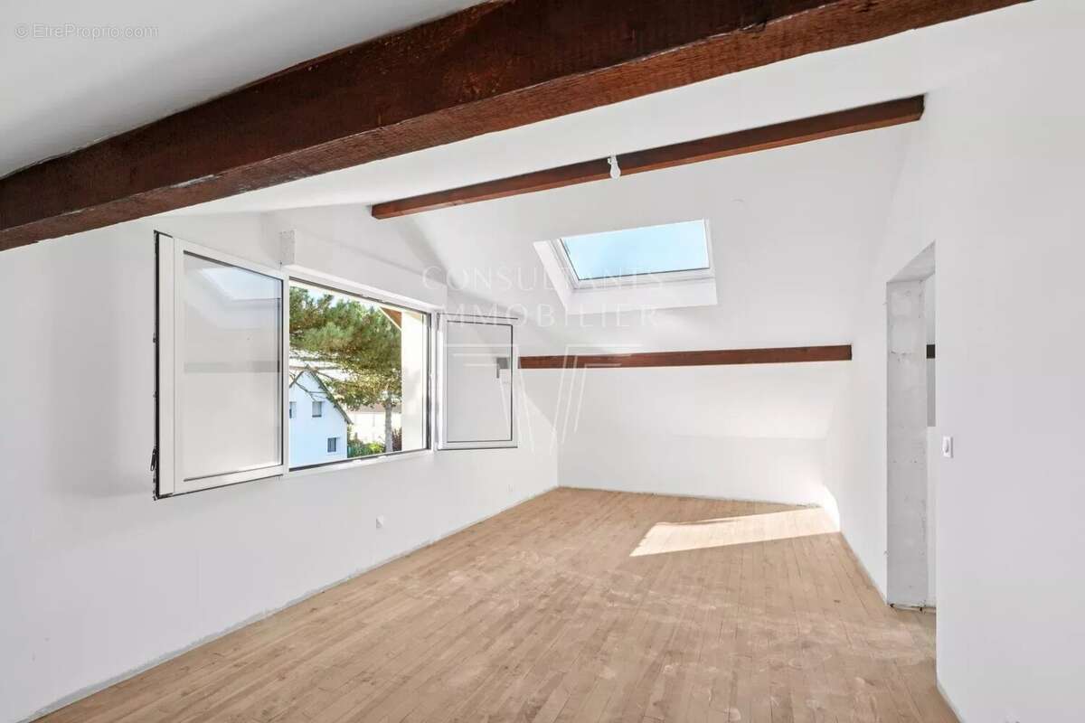 Maison à GARCHES