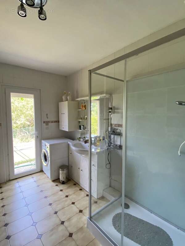 Maison à SAINT-MAXIMIN-LA-SAINTE-BAUME