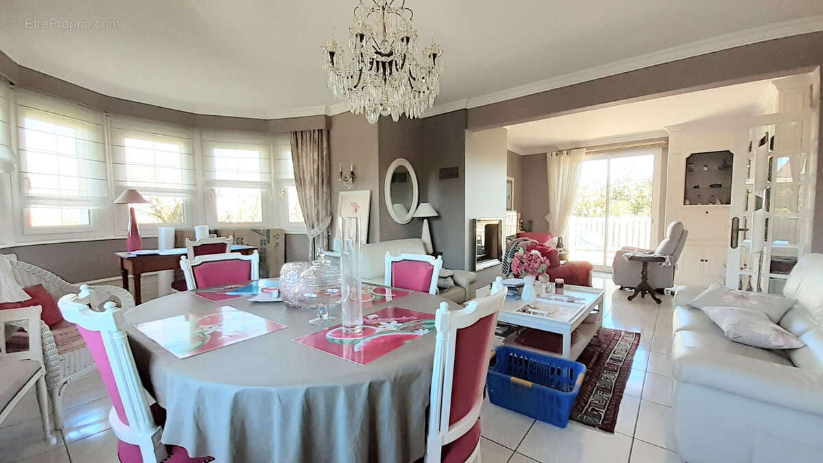 Maison à SAINT-THEGONNEC