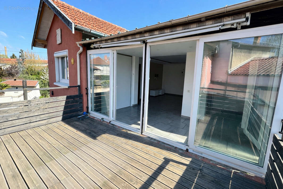Appartement à FEYZIN