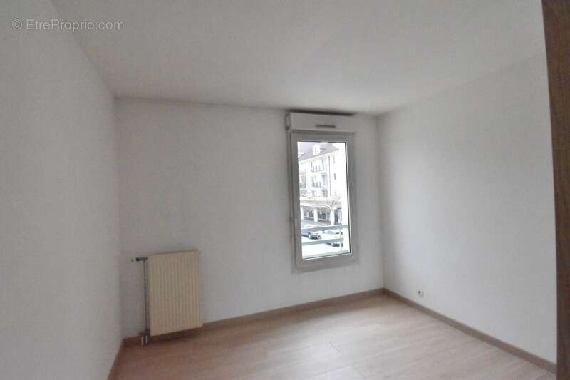 Appartement à BUSSY-SAINT-GEORGES