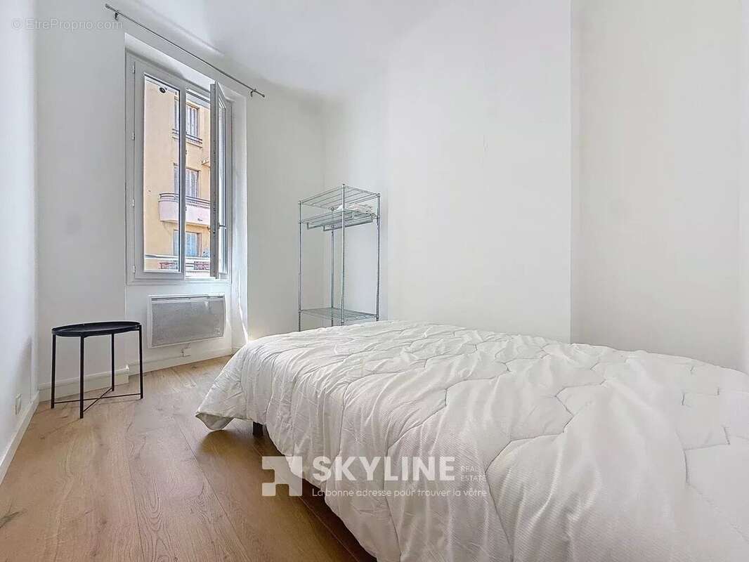 Appartement à MARSEILLE-4E