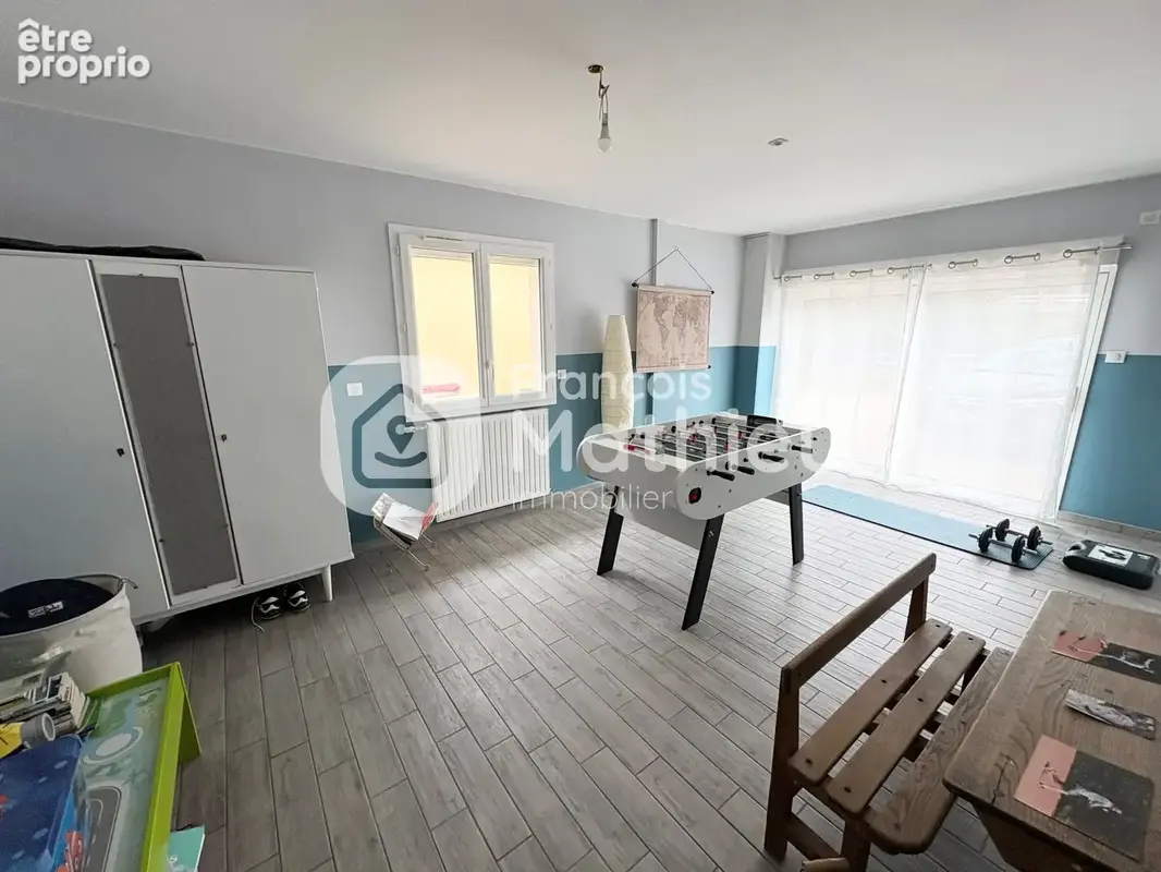 Ambérieux en Dombes : Maison de plain-pied 174m2 hab + garage - terrain 1 898m2 - photo 10