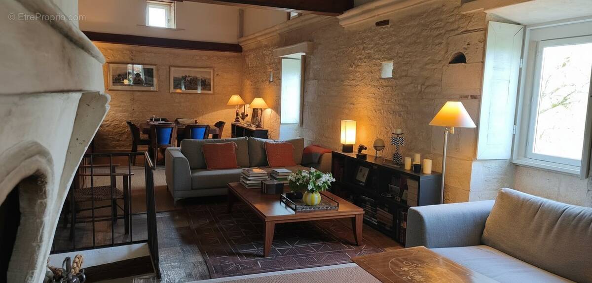 Maison à TREJOULS