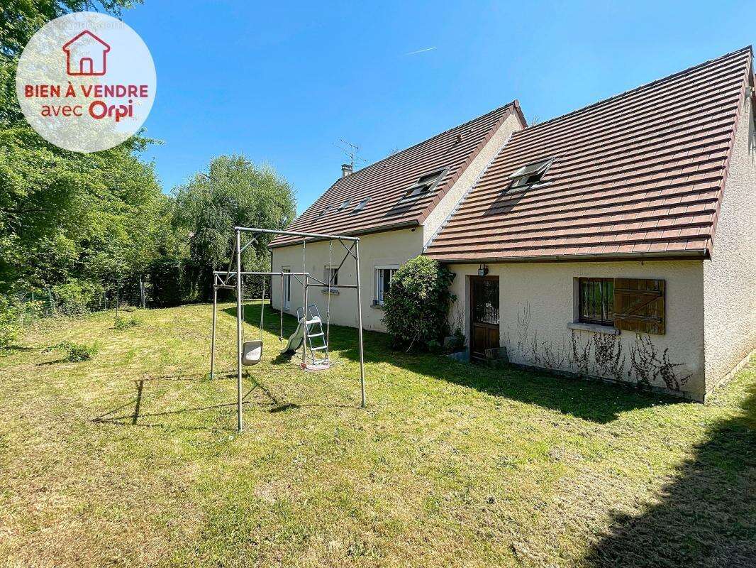 Maison à MONTALET-LE-BOIS